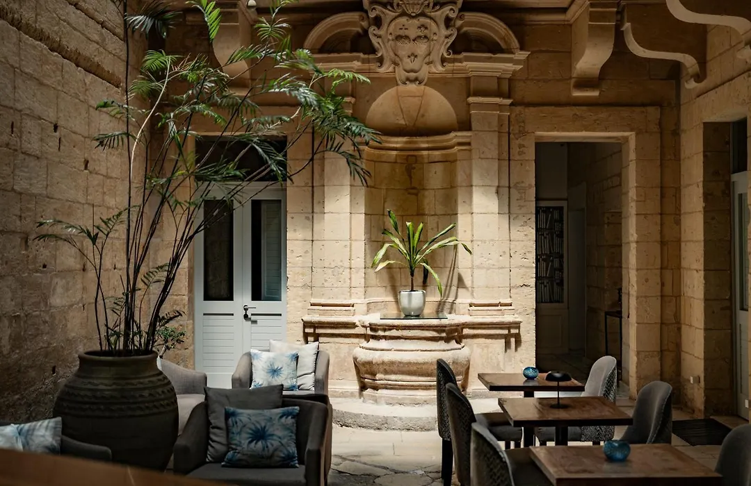 66 Saint Paul'S & Spa-1